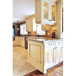 White Color Raised Panel Door Kitchen Cabinet 